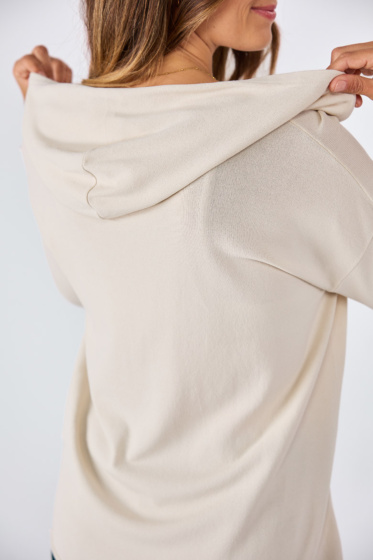 ﻿Lieblingsstück Dünner Strickpullover mit Kapuze Vierteljährliche Förderung