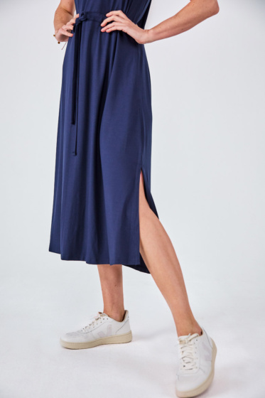 Lieblingsstück Ärmelloses Jerseykleid mit Schlitz Limitierter Zeitrabatt