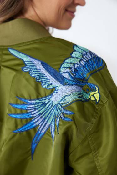 Lieblingsstück Bomberjacke mit Stickerei Osterangebot