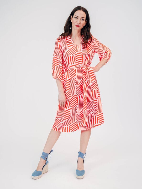 Mademoiselle YéYé Kleid mit V-Ausschnitt aus EcoVero by Lenzing Neuheiten