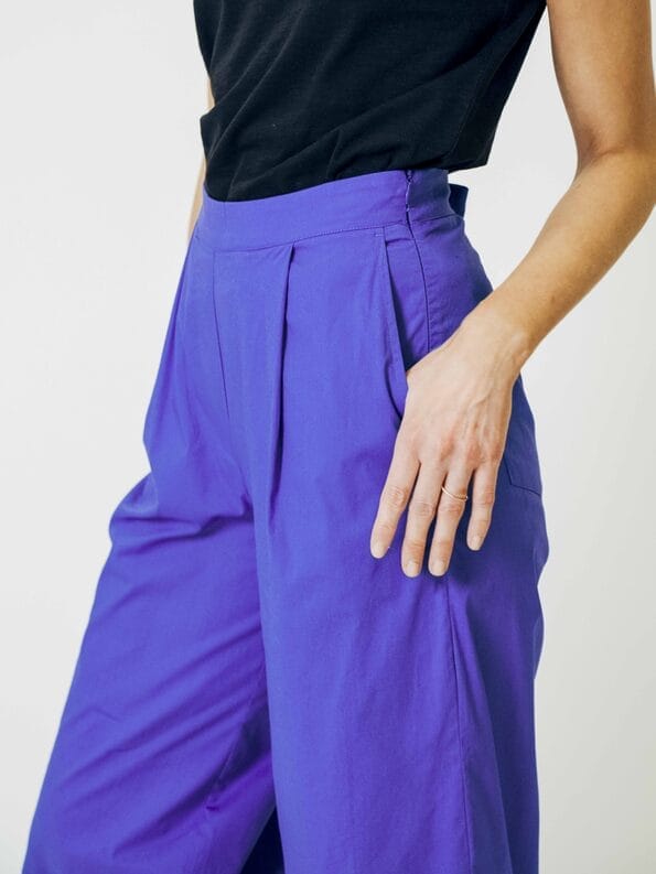 Mademoiselle YéYé Bundfaltenhose mit verkürztem Bein und Bindeband Wochenangebot