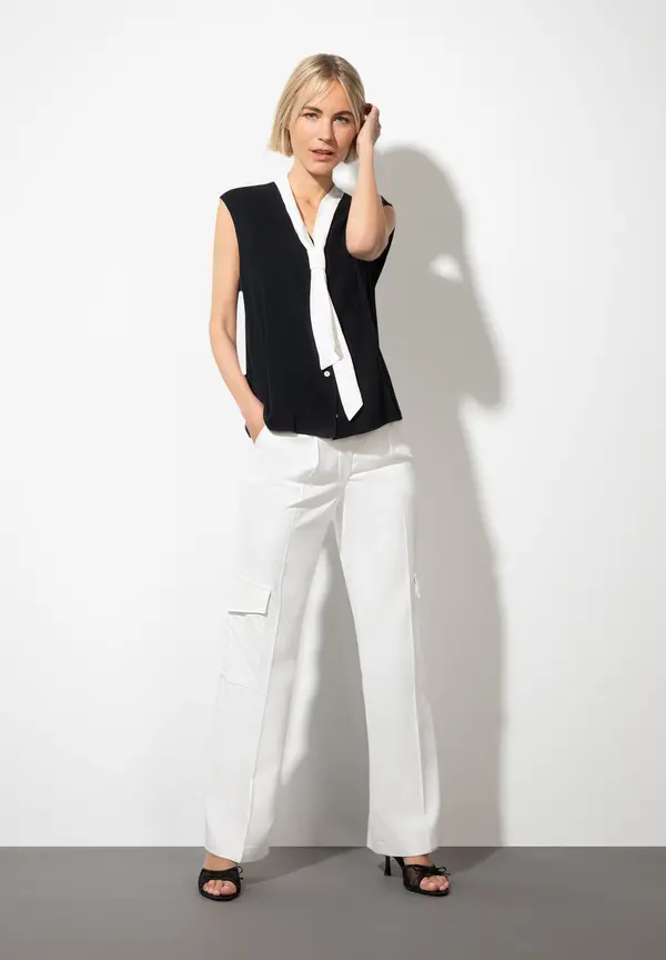 More & More Bluse mit kontrastfarbigem Schalkragen, Sommer-Kollektion Rabatte dieses Monats