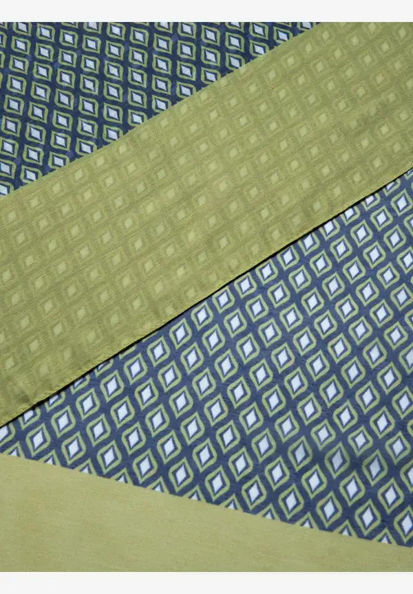 More & More Printschal, grün/ecru/marine Muttertagsangebot