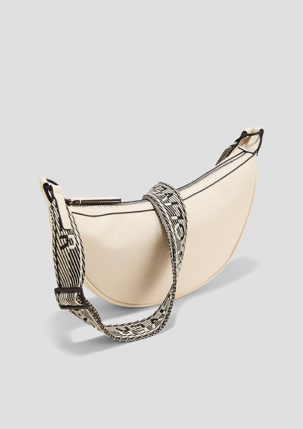 s.Oliver Crossbody-Bag mit Logo-Tragegurt Discount Store für neue Produkte