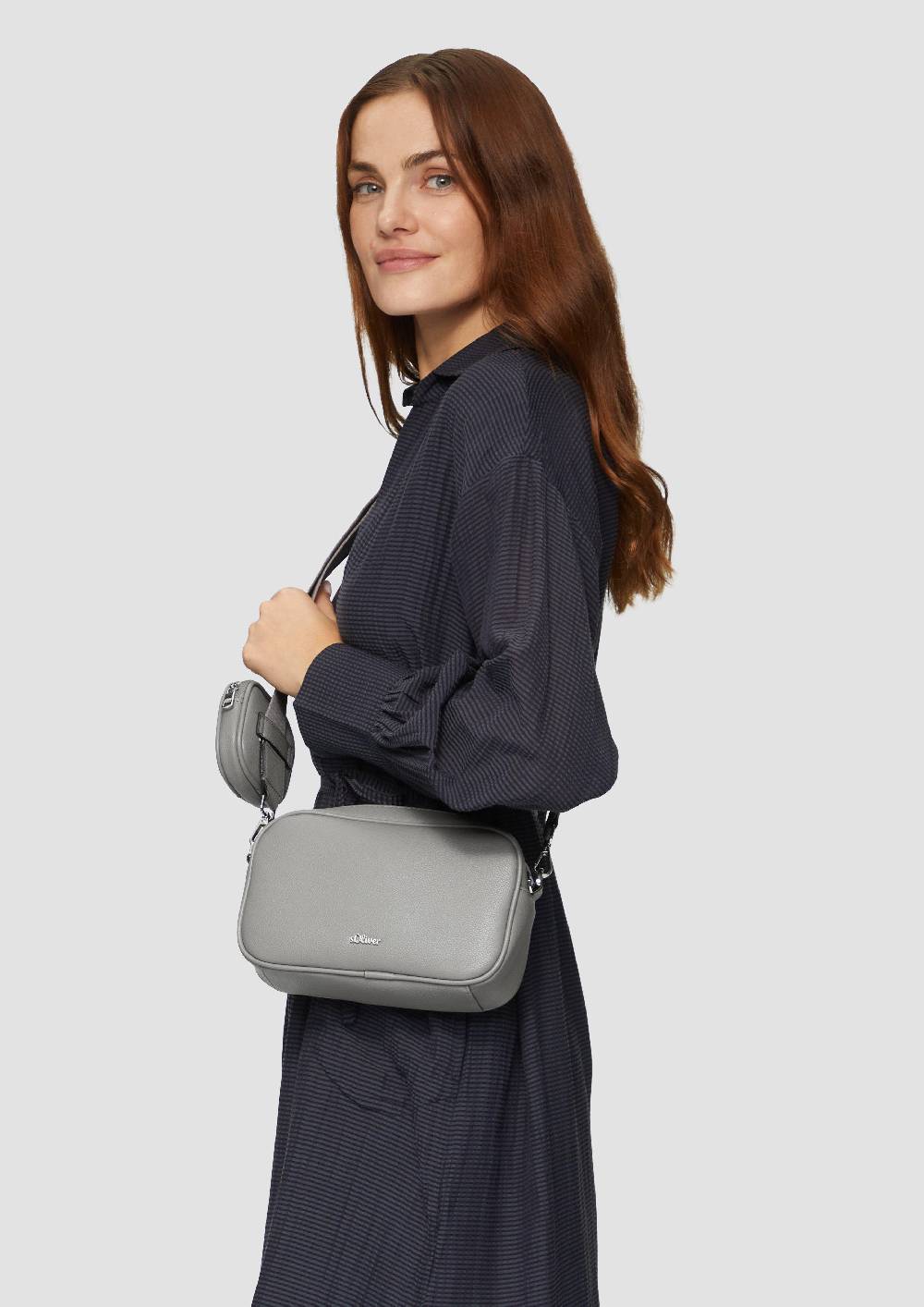 s.Oliver Camera-Bag aus Lederimitat Riesige Rabatte