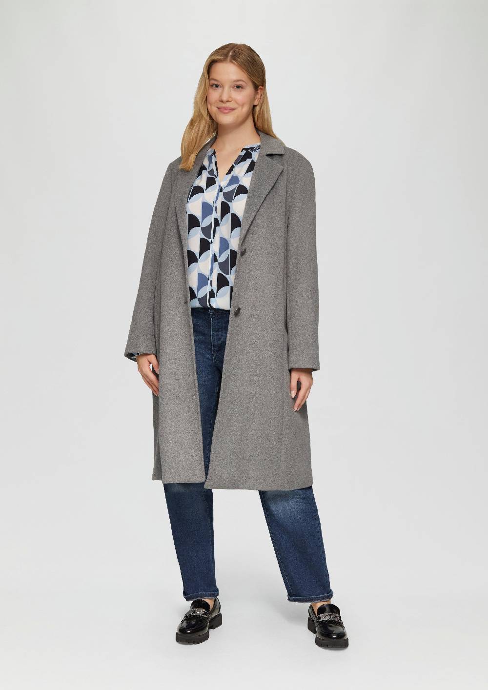 s.Oliver Viskose-Bluse mit Raffdetails und All-over-Print 50% Rabatt für begrenzte Zeit