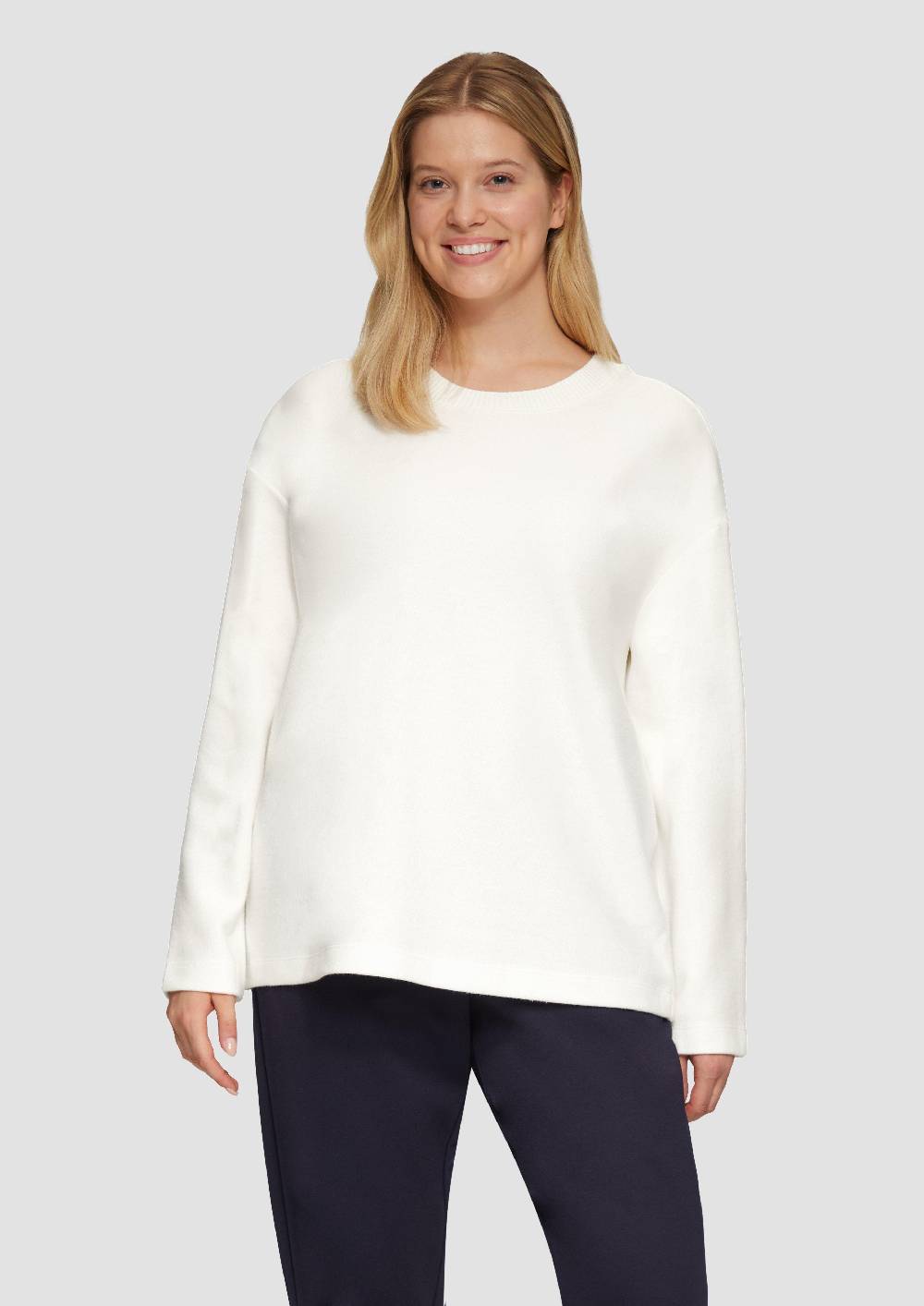 s.Oliver Weiches Sweatshirt mit überschnittenen Schultern Online Outlet