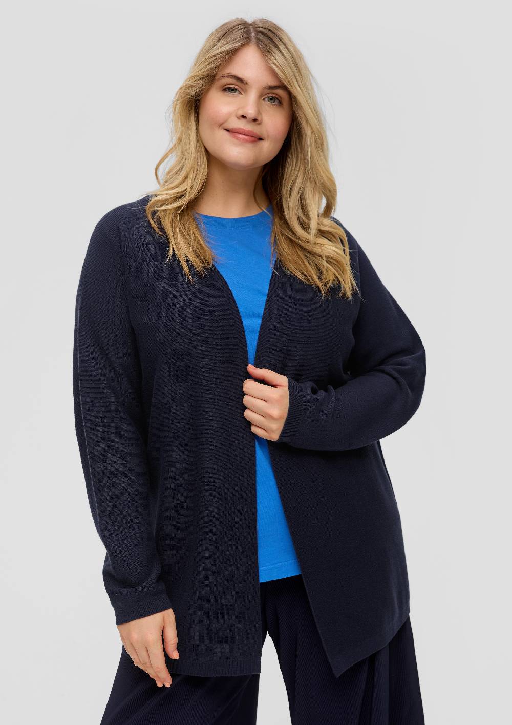 s.Oliver Strickjacke aus Viskosemix VIP-Rabatte