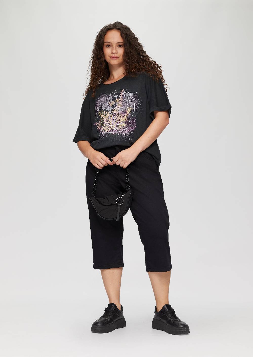 s.Oliver Oversize-Shirt mit Rundhalsausschnitt und Frontprint Letzte 3 Tage