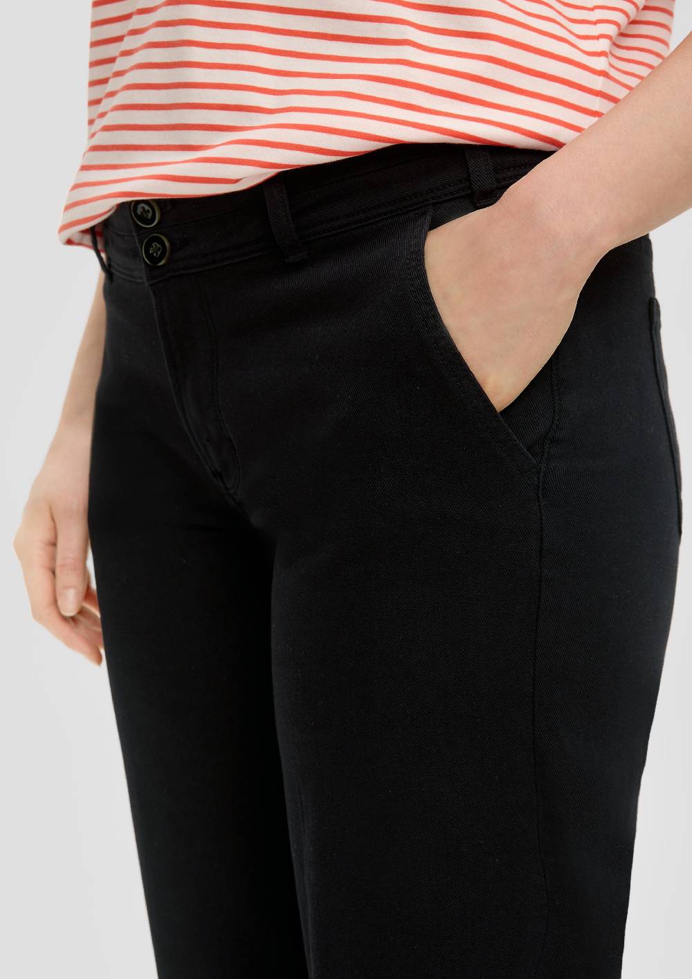 s.Oliver Jeans / Wide Leg / Mid Rise Letzte 2 Tage