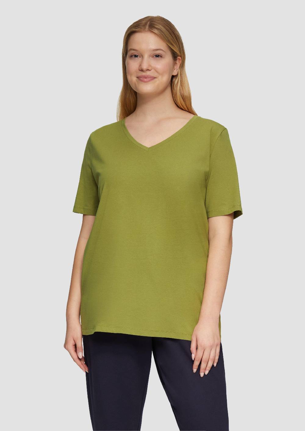 s.Oliver T-Shirt mit V-Ausschnitt Fabrikladen