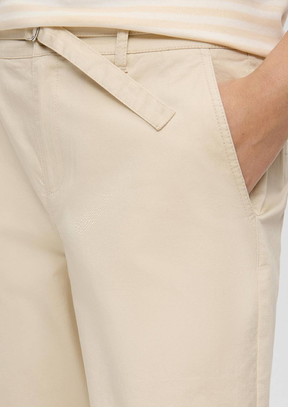 s.Oliver Chino mit Gürtel aus Baumwollstretch Angebote
