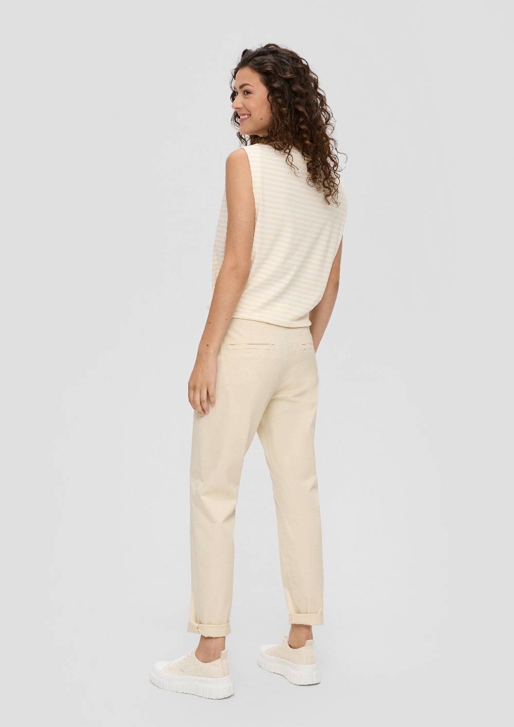 s.Oliver Chino mit Gürtel aus Baumwollstretch Angebote