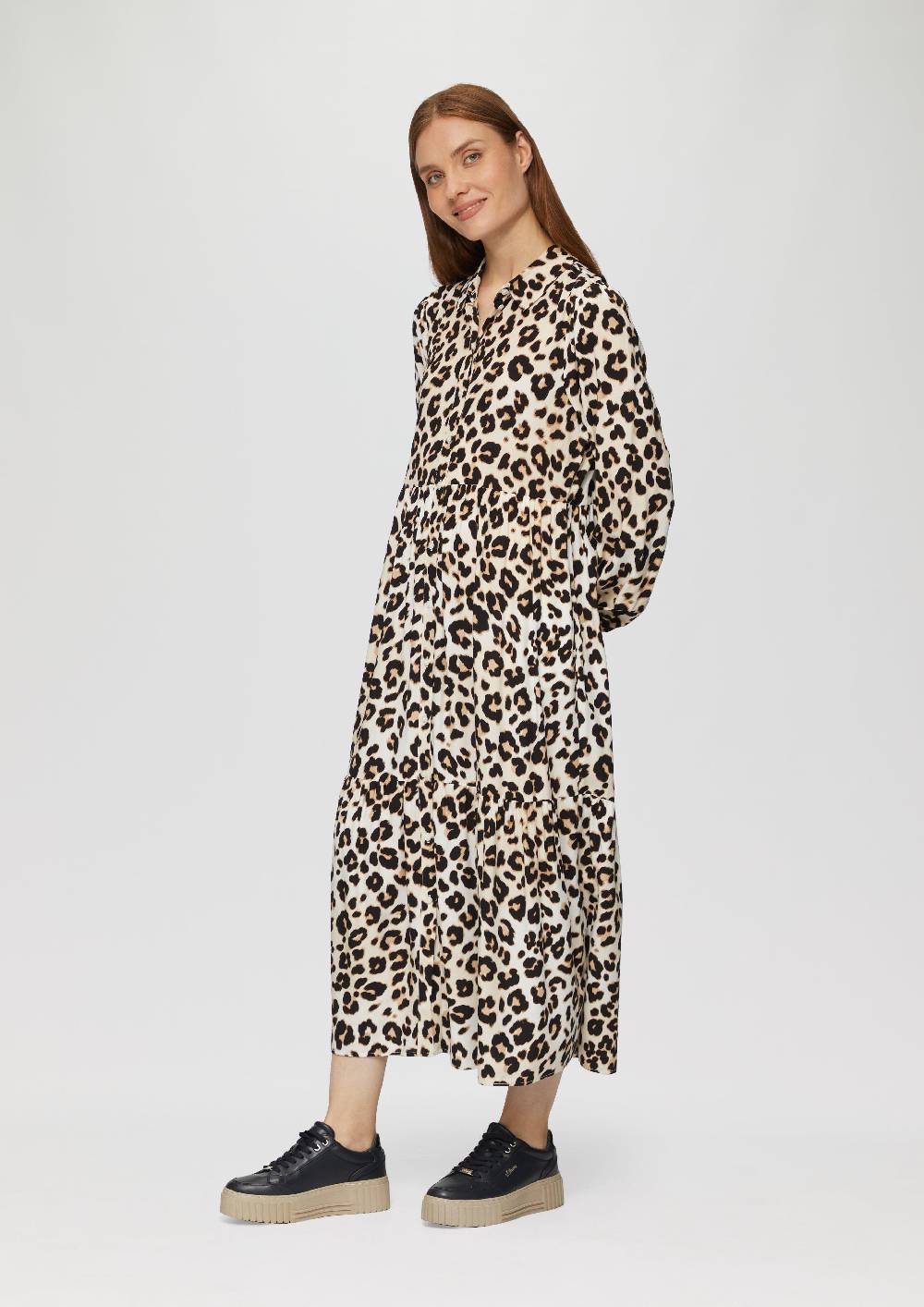 s.Oliver Langes Viskosekleid mit Leo-Muster und Volants Kostenloser Versand