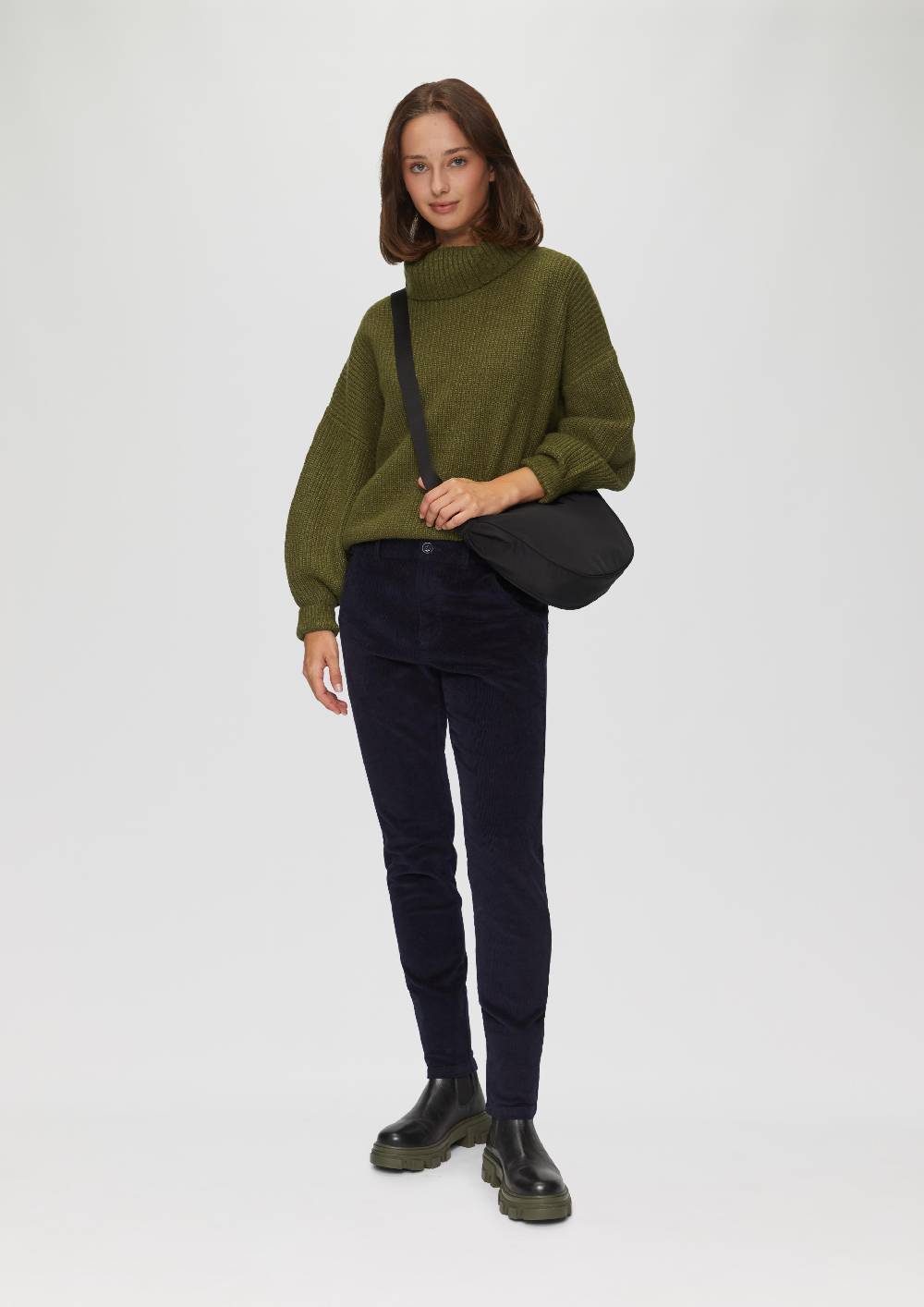 s.Oliver Oversized Rollkragenpullover mit weiten Ärmeln Exklusive Angebote