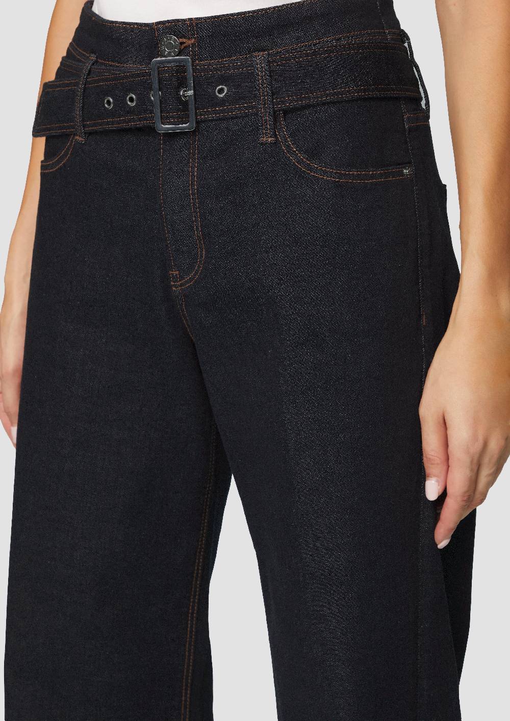 s.Oliver Jeans Suri/Regular Fit/High Rise/Wide Leg / mit Textilgürtel Begrenzte Freigabe