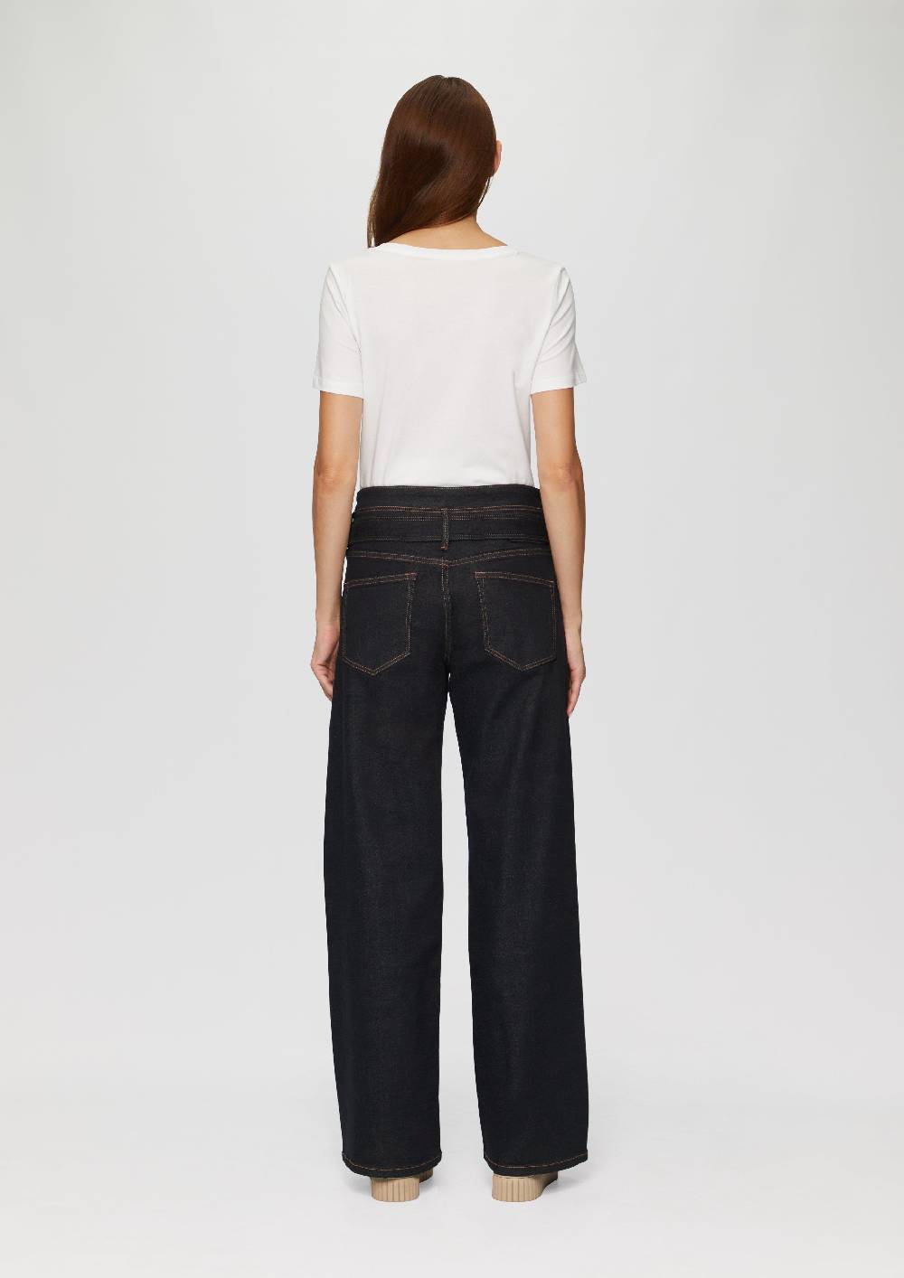 s.Oliver Jeans Suri/Regular Fit/High Rise/Wide Leg / mit Textilgürtel Begrenzte Freigabe