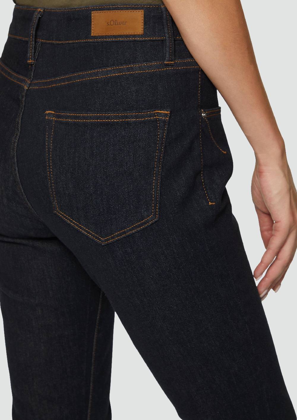 s.Oliver Jeans Betsy / Slim Fit / Mid Rise / Slim Leg / Rinsed Washed Riesige Rabatte
