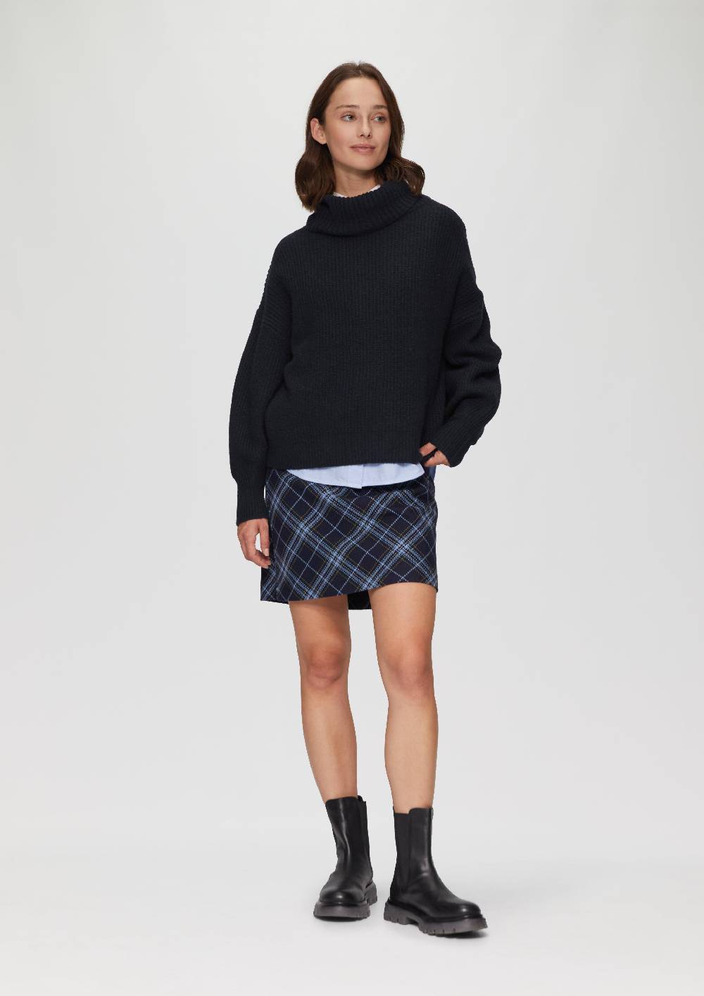 s.Oliver Oversized Rollkragenpullover mit weiten Ärmeln Verkauf