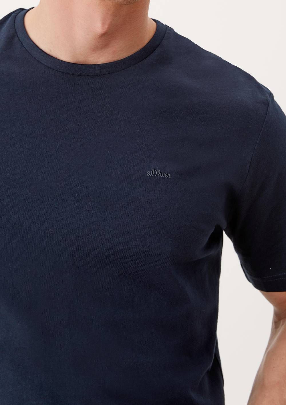 s.Oliver T-Shirt mit kleinem Logo-Print Fabrikverkauf