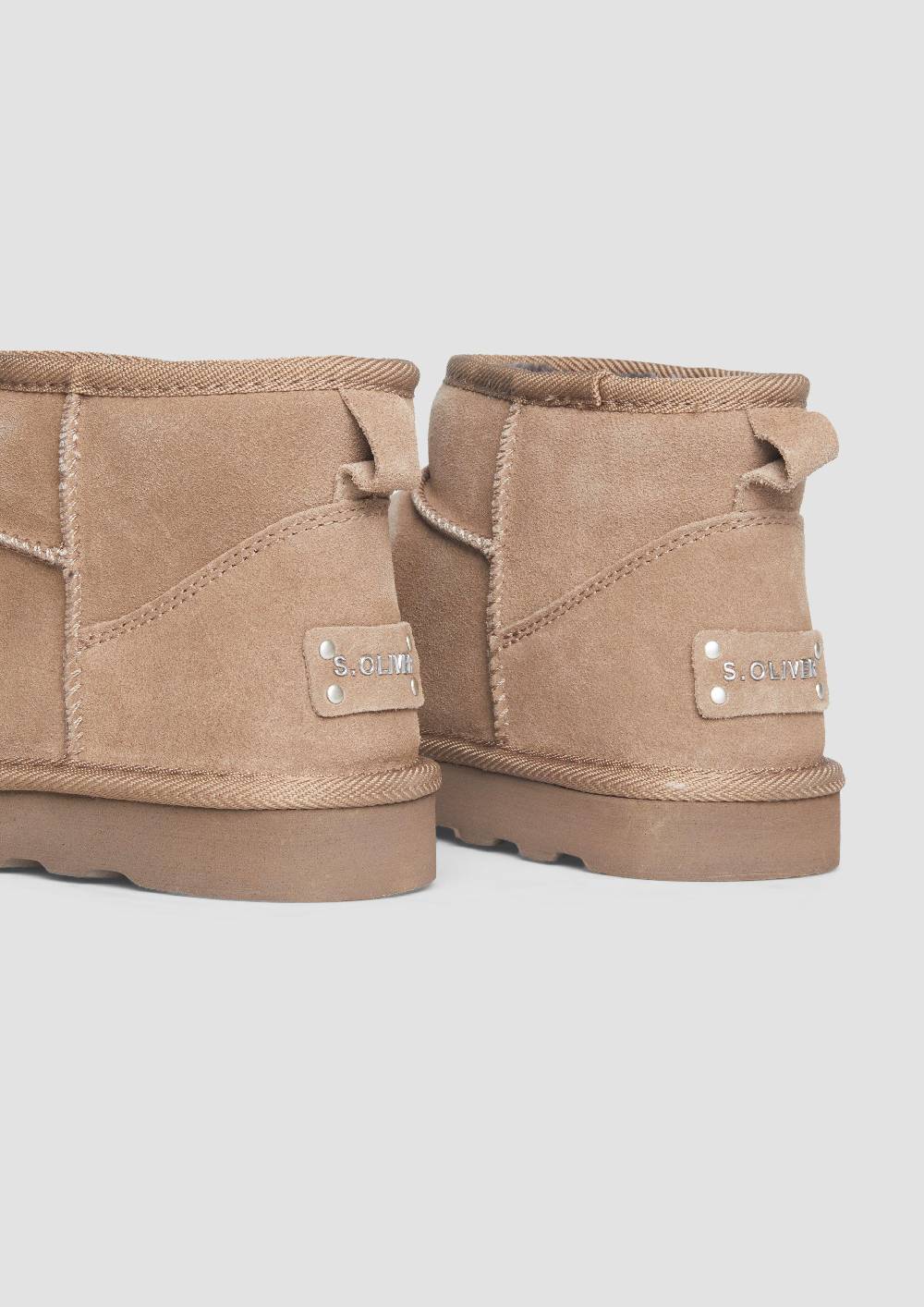 s.Oliver Flache Stiefel aus Leder Versandkostenfrei