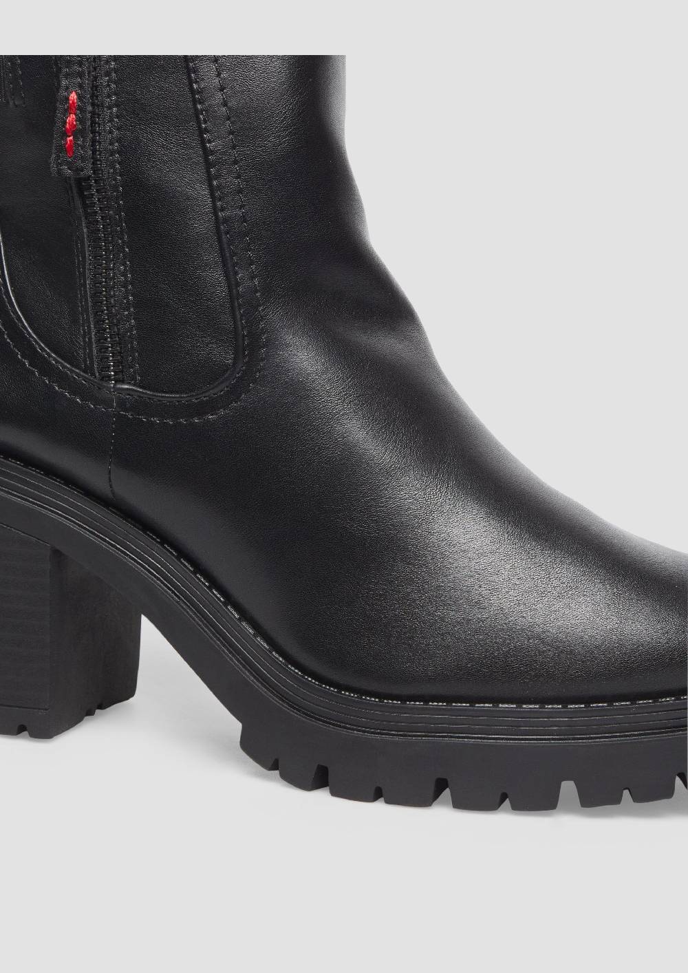 s.Oliver Stiefeletten mit Blockabsatz Begrenzt auf 3 Tage