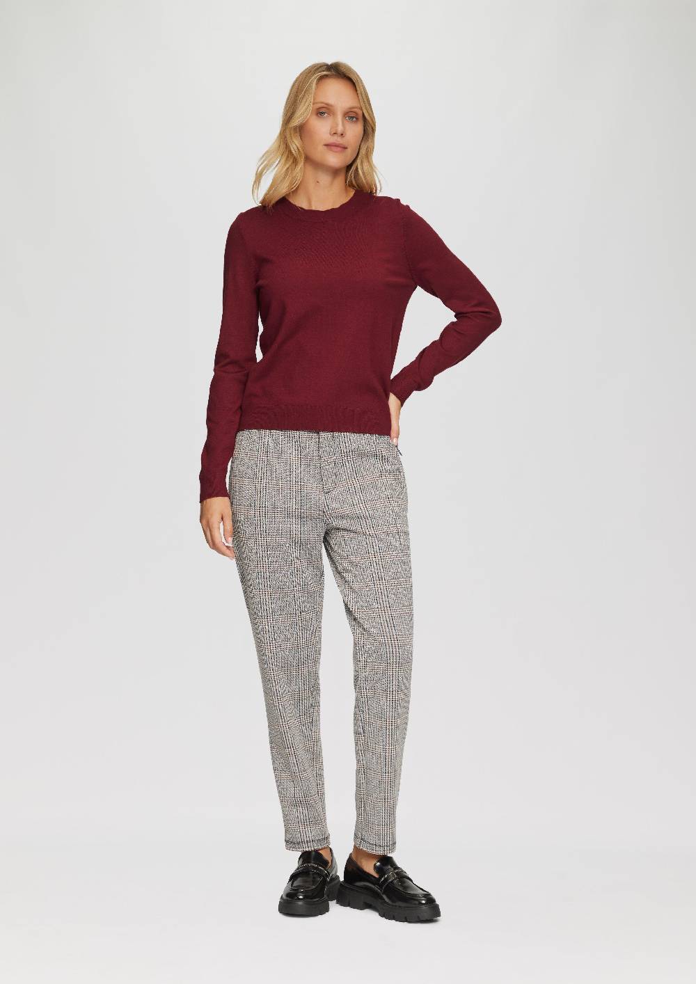 s.Oliver Weicher Pullover mit Rundhalsausschnitt aus Viskosemix Cyber Monday