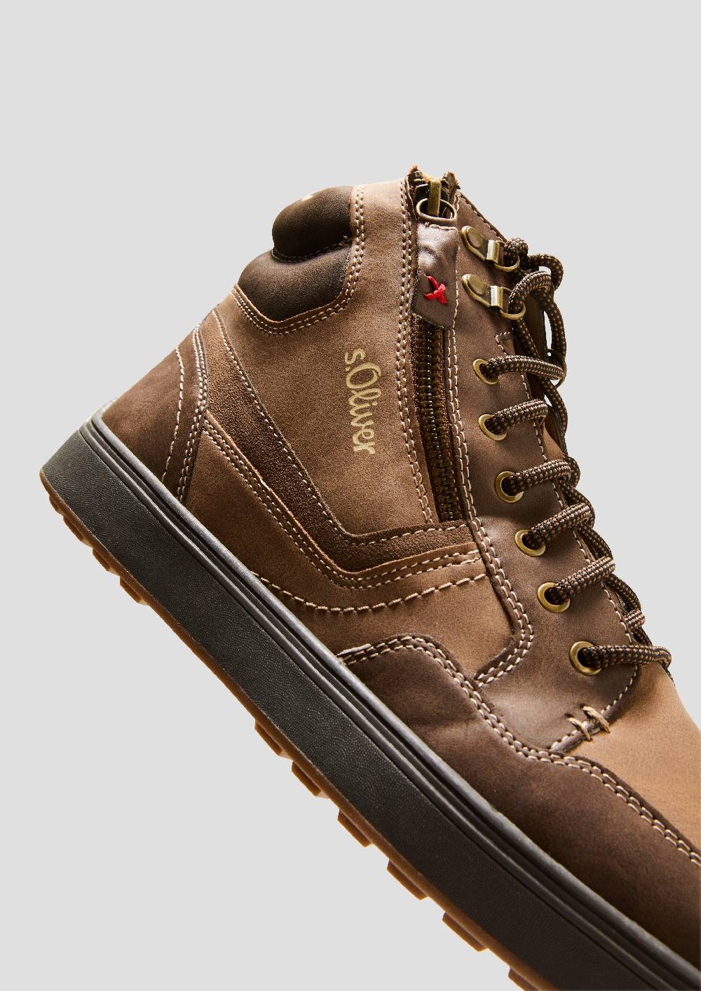 s.Oliver Gefütterte Boots mit Kontrastnähten Neuheiten