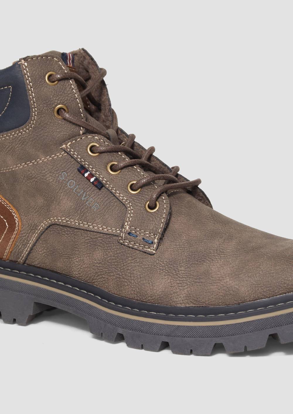 s.Oliver Stiefel in Leder-Optik Zeitbegrenzte Promotion