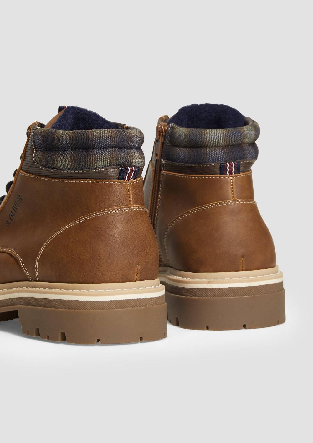 s.Oliver Stiefel mit Schnürung Fabrikladen