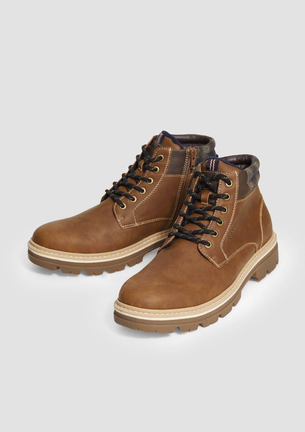 s.Oliver Stiefel mit Schnürung Fabrikladen