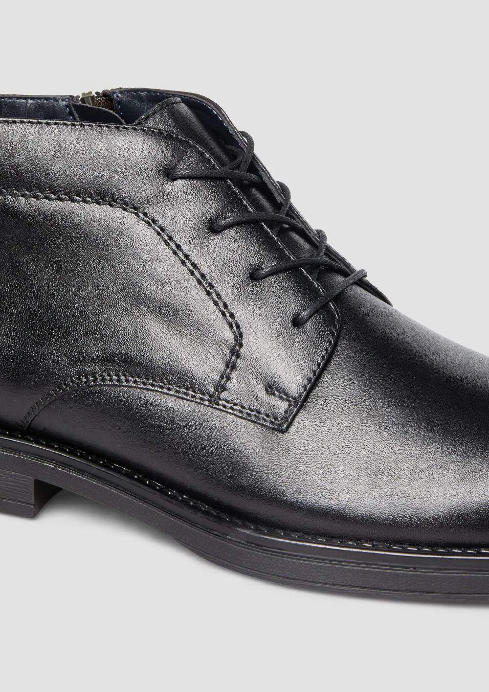 s.Oliver Stiefel aus Leder 2025