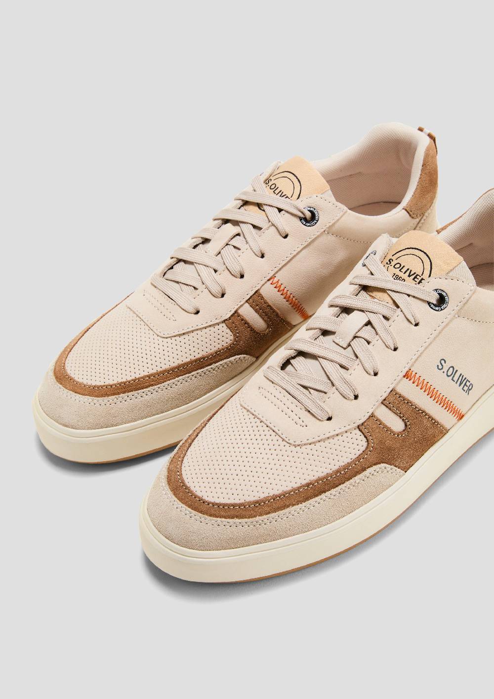 s.Oliver Sneaker aus Leder mit Logo-Detail Top Angebot