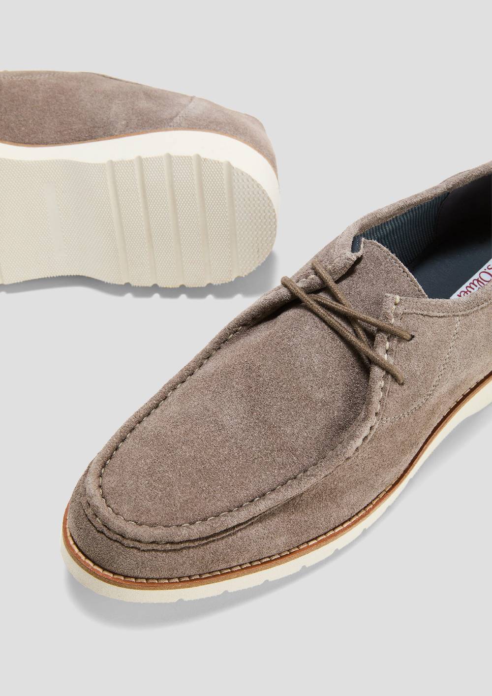 s.Oliver Slipper aus Leder mit Ziernähten Neueste Mode