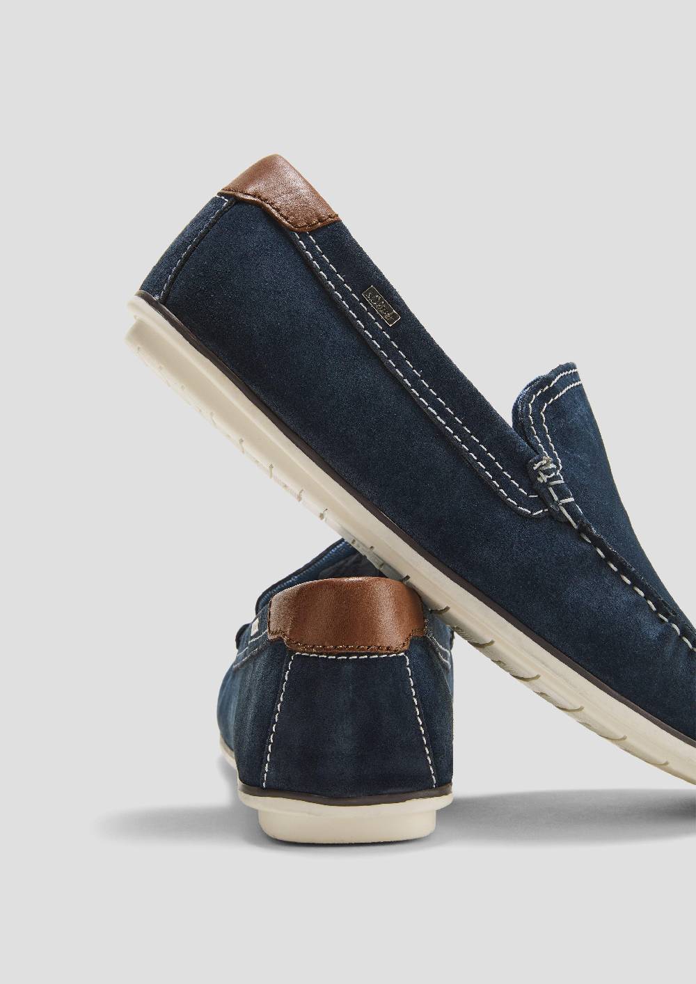 s.Oliver Slipper aus Leder mit Kontrastnähten Online Outlet
