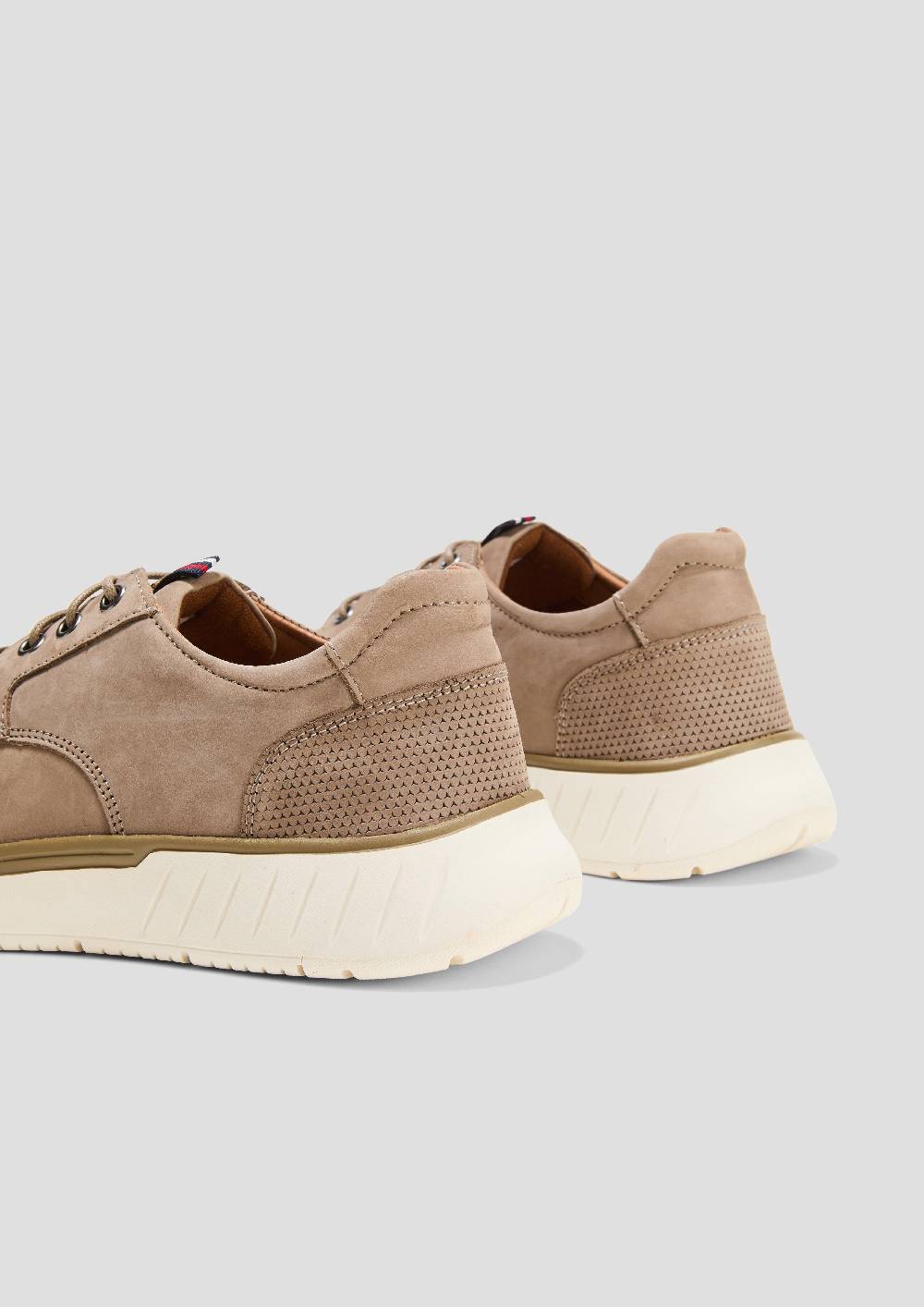 s.Oliver Sneaker aus Leder Große Rabatte