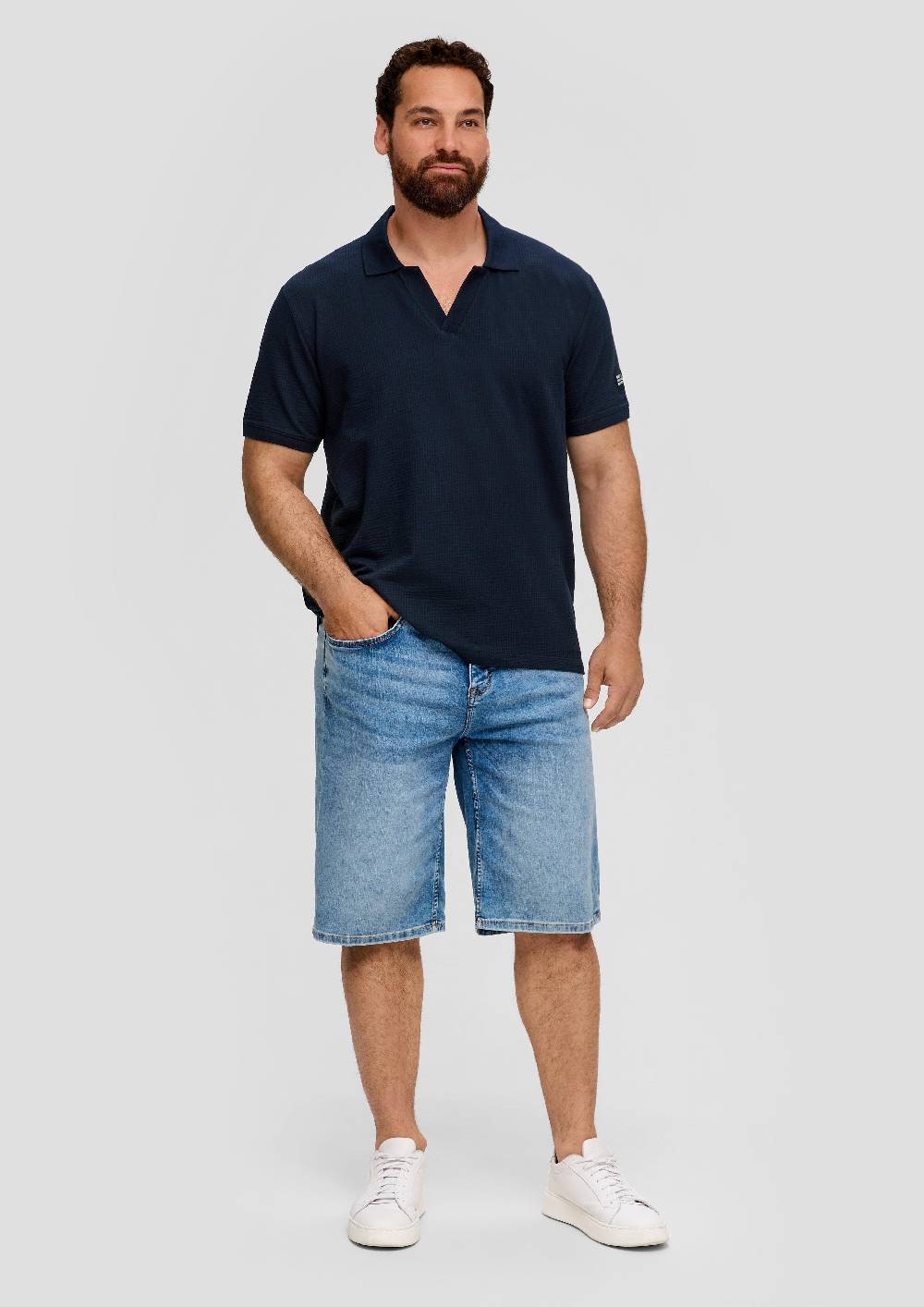 s.Oliver Poloshirt aus Baumwollstretch mit Applikation Neueste Stile