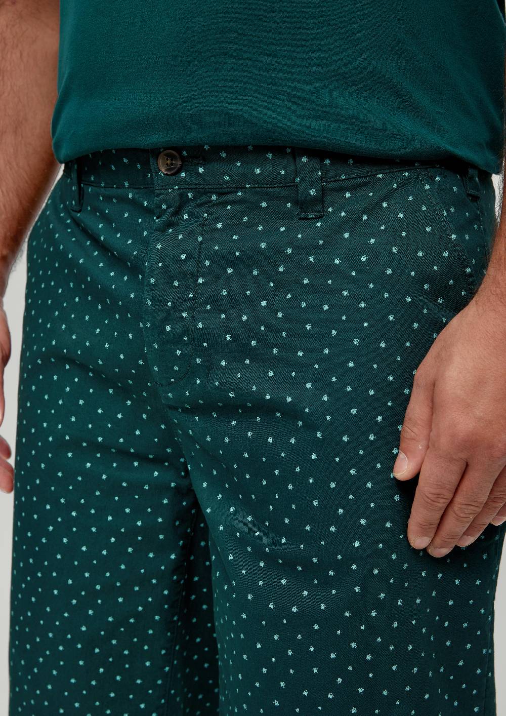s.Oliver Slim: Bermuda mit Allover-Print Vatertagsangebot