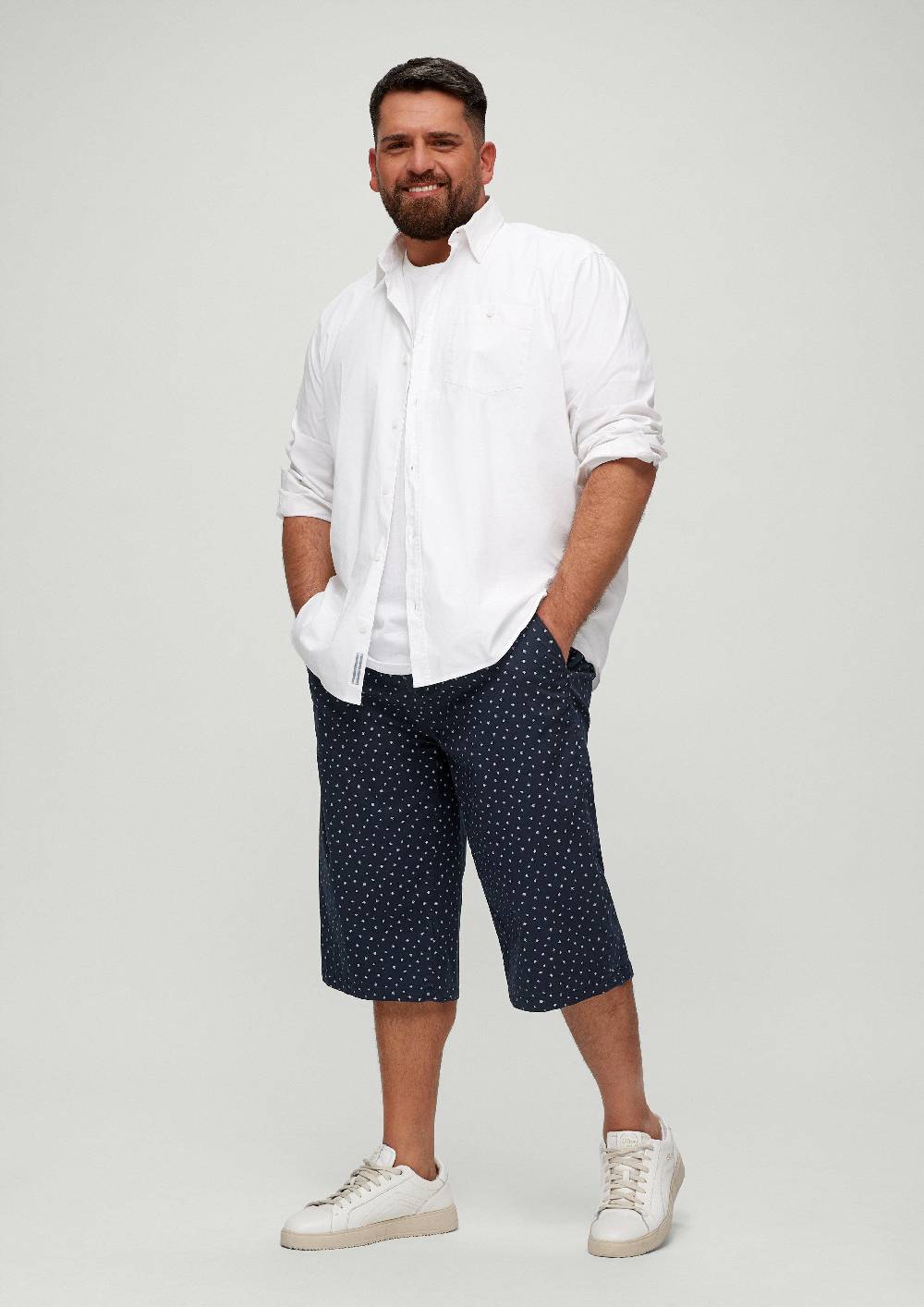s.Oliver Slim: Bermuda mit Allover-Print Valentinstagsangebot