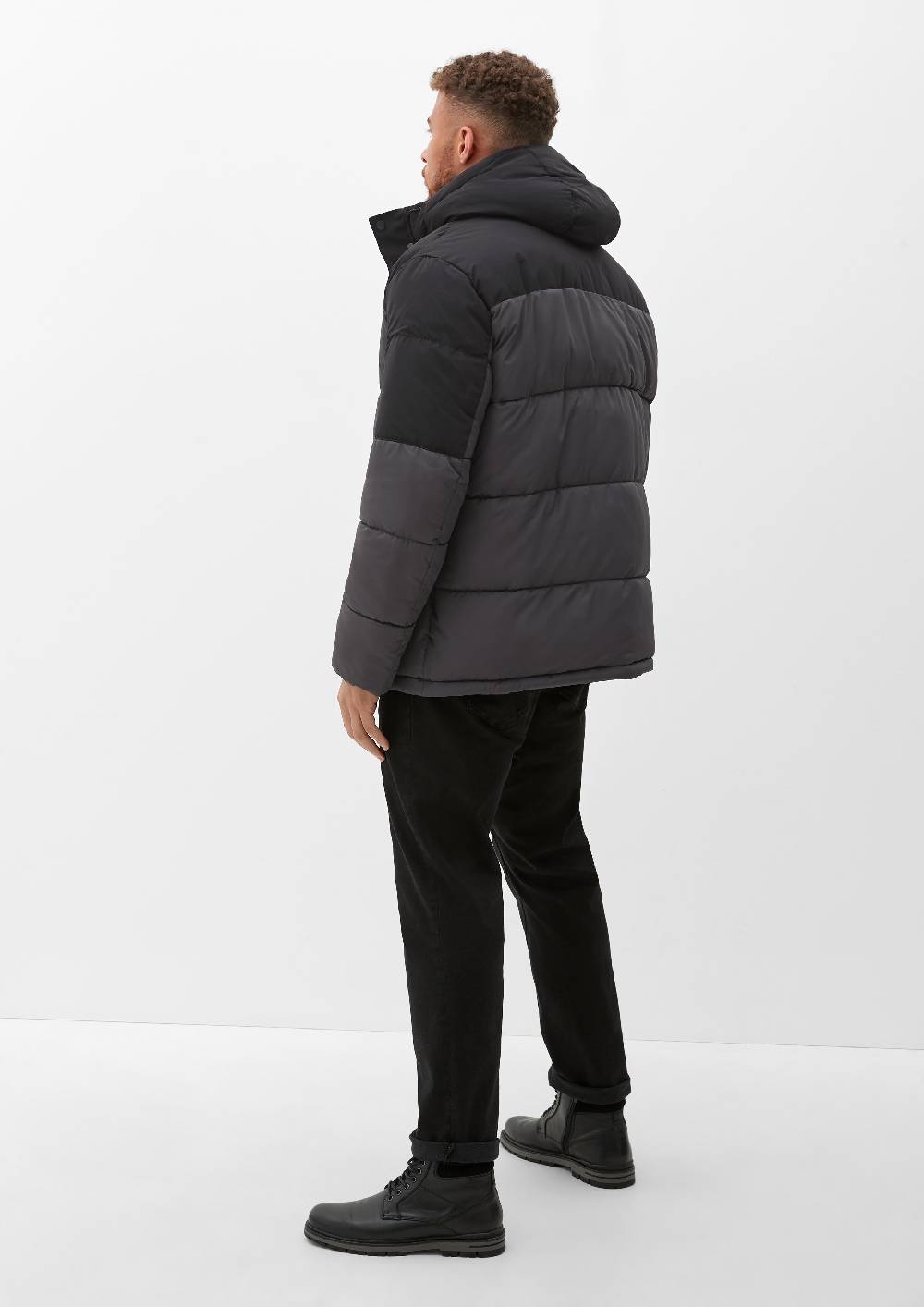 s.Oliver Steppjacke mit Kapuze Bis zu 50% Rabatt