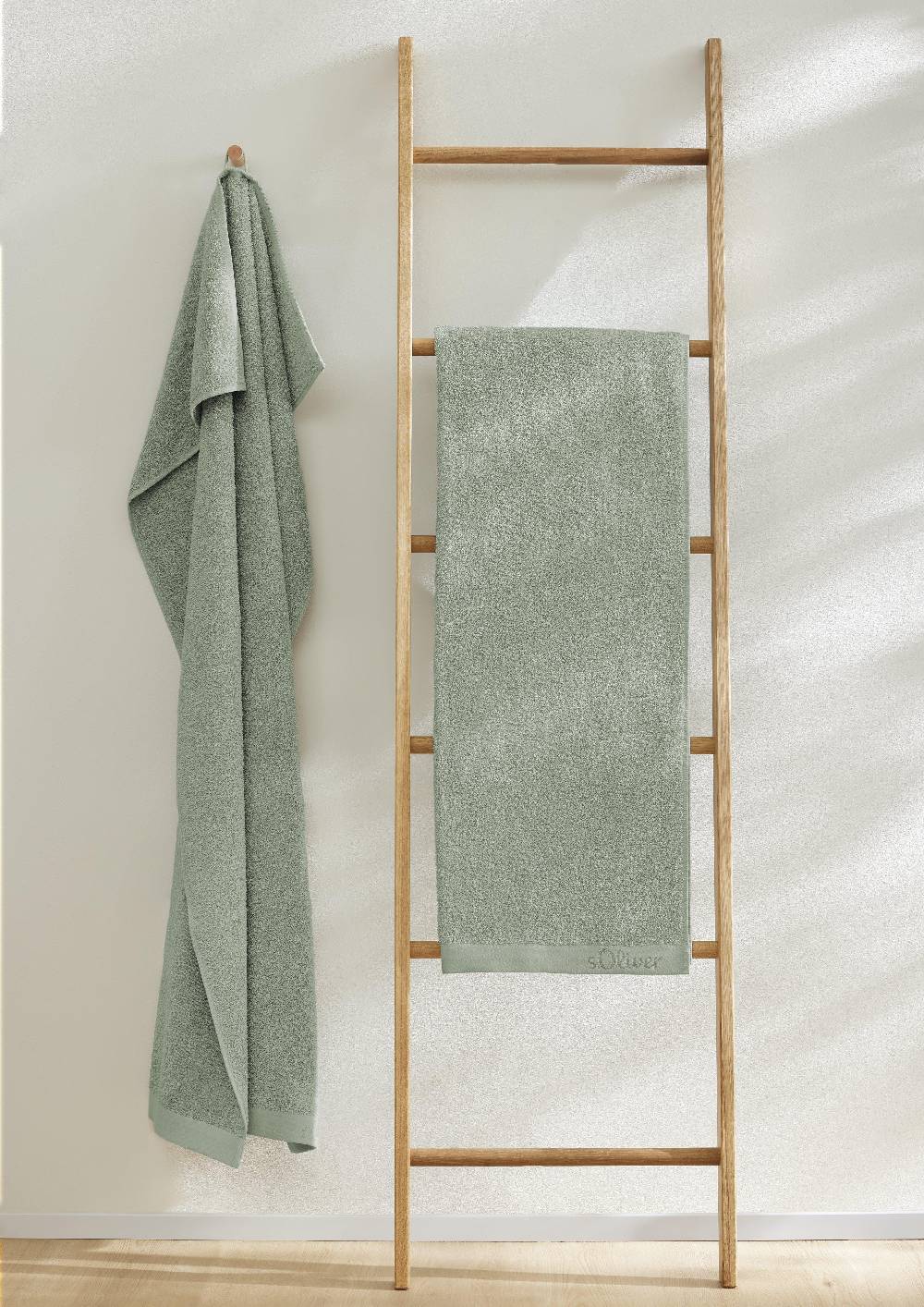 s.Oliver Handtuch aus reiner Baumwolle Begrenztes Angebot