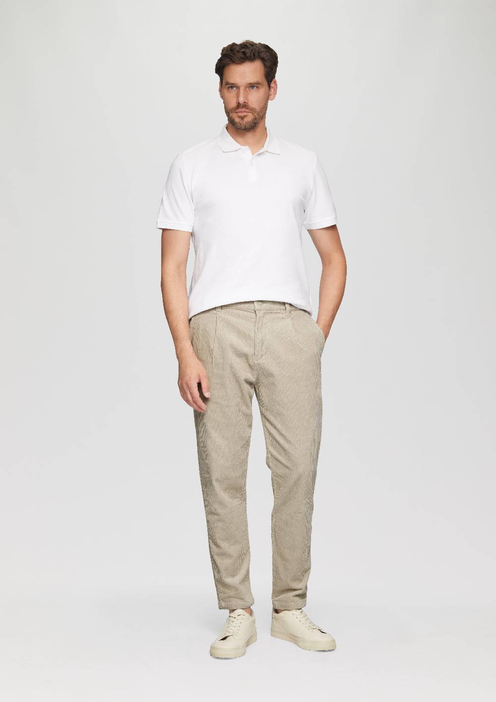 s.Oliver Cord-Chino aus Baumwollstretch mit Bundfalten Kostenloser Versand