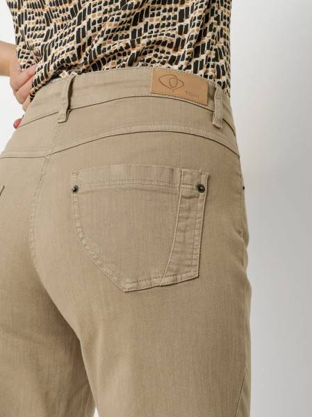 TONI Fashion Style »Honey« taupe Entspannte, gefärbte Jeans Clearance-Verkauf