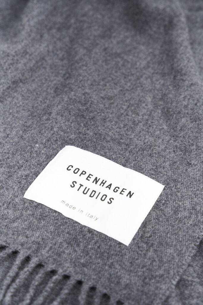 Studio Copenhagen CPH SHAWL 6 wool mix anthracite Meist gekauft