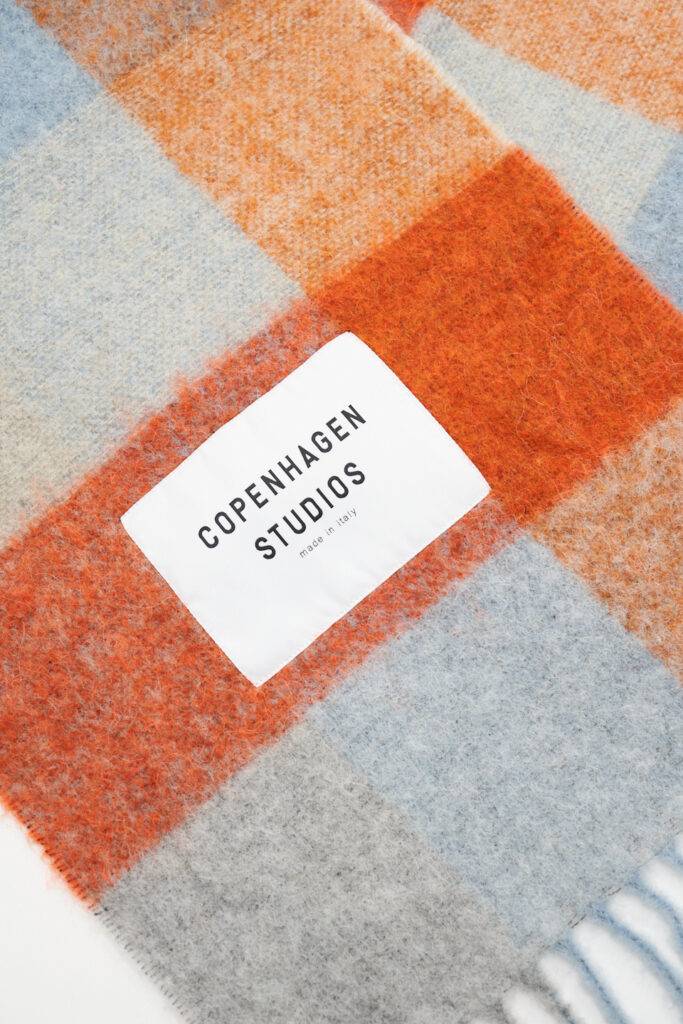 Studio Copenhagen CPH SHAWL 2 wool mix blue/orange Saisonschlussverkauf