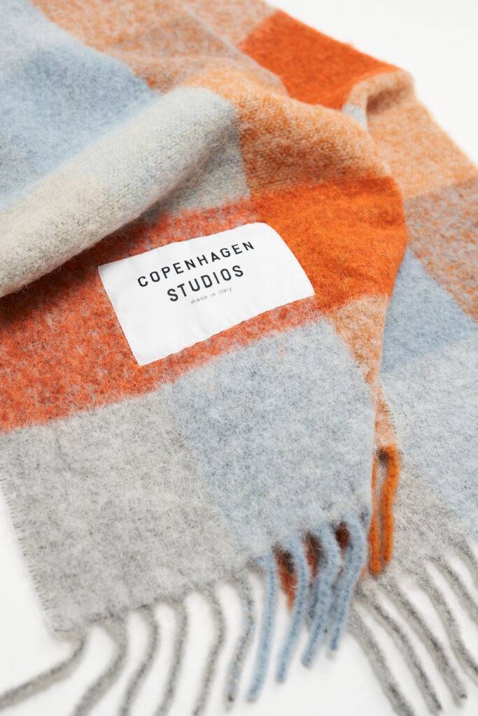 Studio Copenhagen CPH SHAWL 2 wool mix blue/orange Saisonschlussverkauf