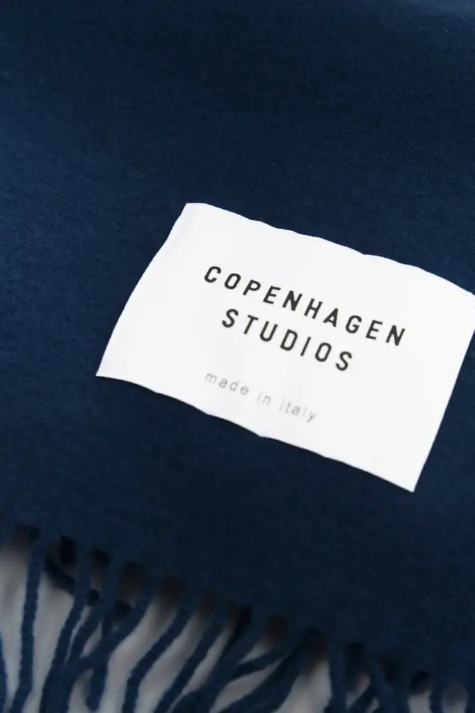 Studio Copenhagen CPH SHAWL 6 wool mix night blue Exklusive Angebote