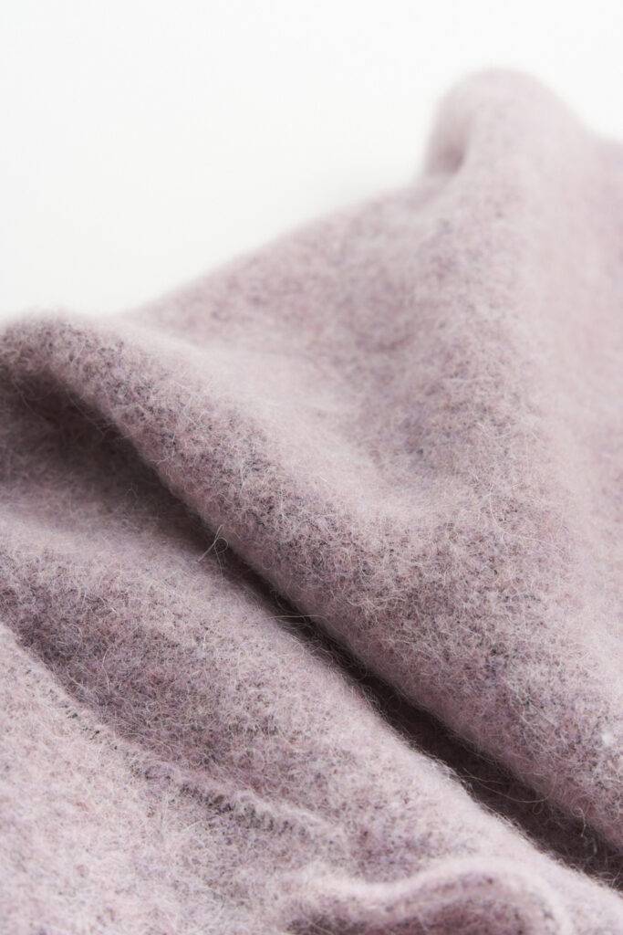 Studio Copenhagen CPH SHAWL 5 wool mix powder Kauf eins, bekomm eins gratis