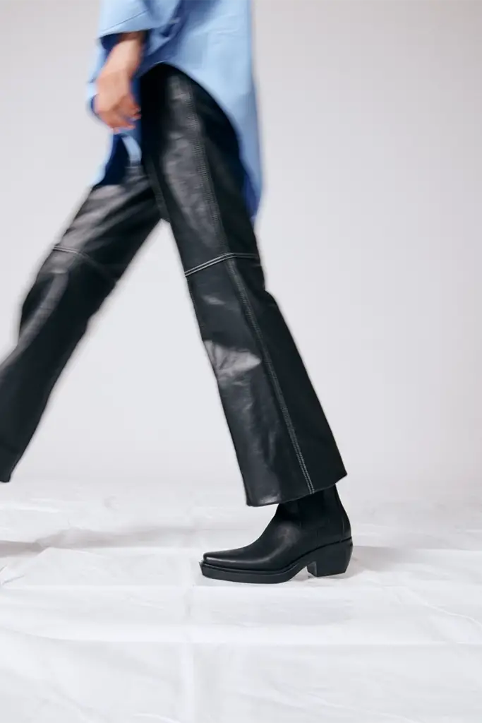 Studio Copenhagen CPH236 waxed nabuc black Online