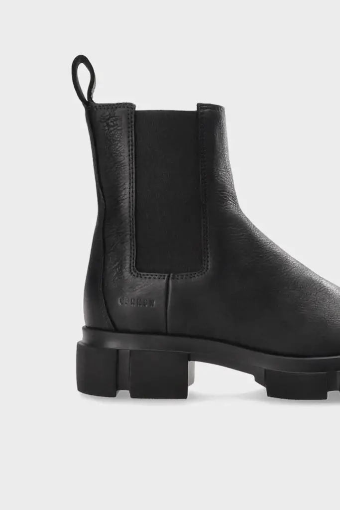 Studio Copenhagen CPH570 waxed nabuc black im Angebot